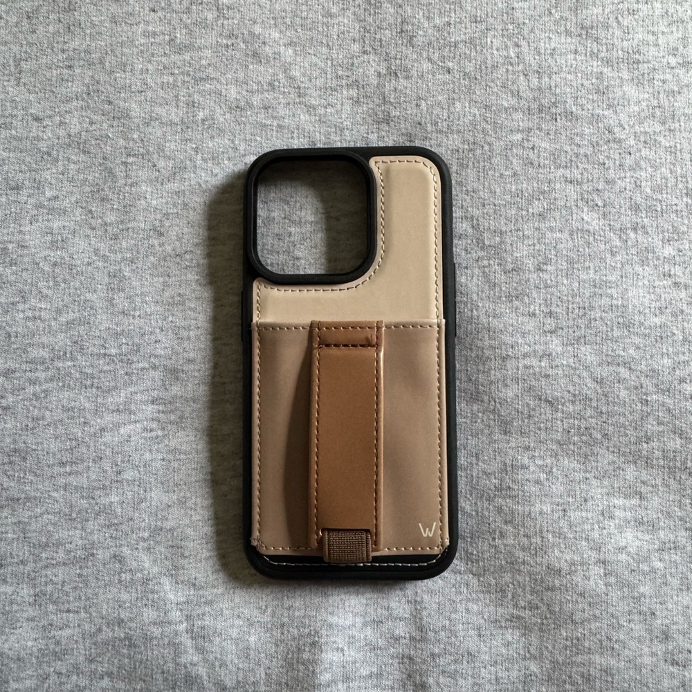 Elegant Tan and Brown Phone Case